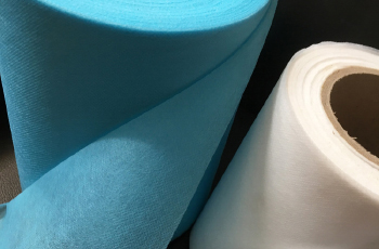 Meltblown nonwoven fabric