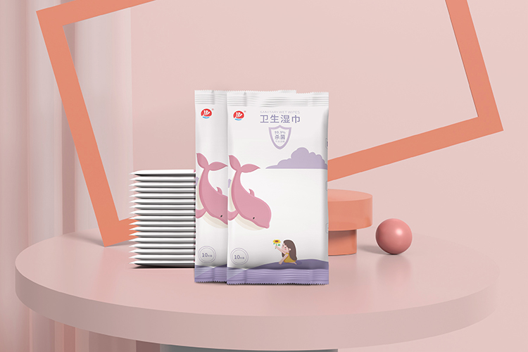 SINGLE PACK SANITARY WET WIPES OF PURPLE WHALE